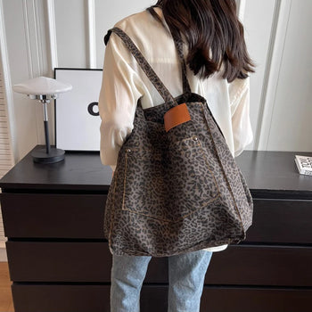 Vintage Leopard Pattern Tote Bag