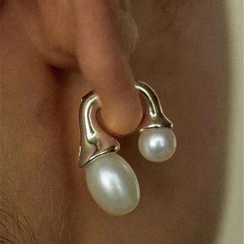 Nina Pearl Earrings