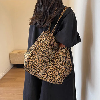 Vintage Leopard Pattern Tote Bag